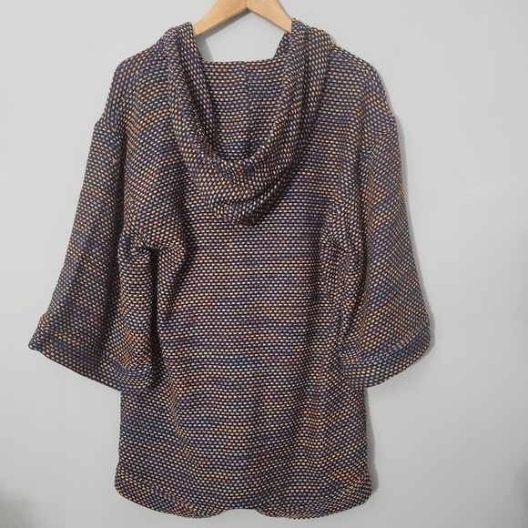 Warm Black Multi Rainbow Hooded Playa Romper - Picture 10 of 12